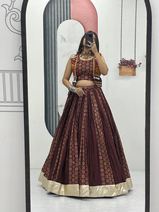 🌸 Navratri Special Lehenga Choli with Jacket – 6 Meter Big Flair 💃
