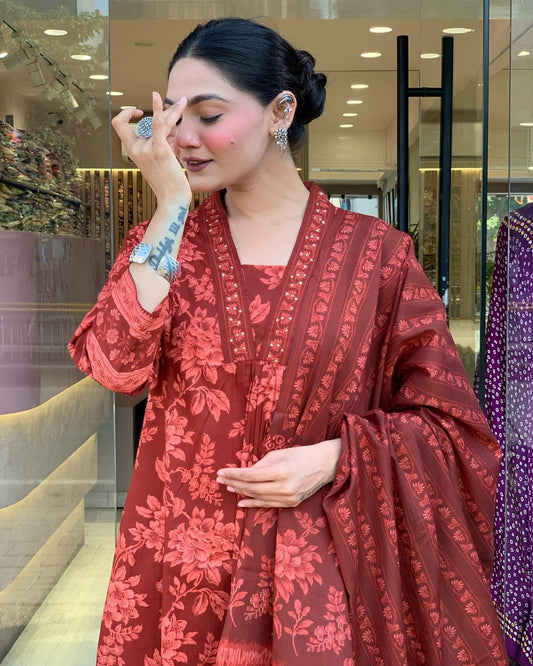 Designer Mughal Block Print 3-Piece Set – Kurti, Pant & Dupatta