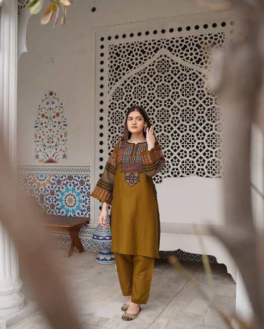 TRENDING ROMAN SILK FABRIC TOP PANT WITH DUPATTA