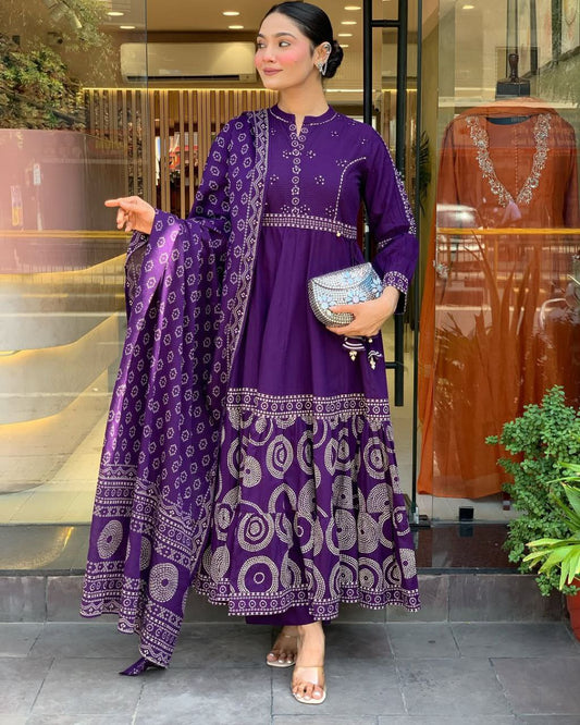 Royal Muse – Pure Muslin Silk Suit Set with Dupatta & Moti Mala (4-Piece Set) ❤🥰