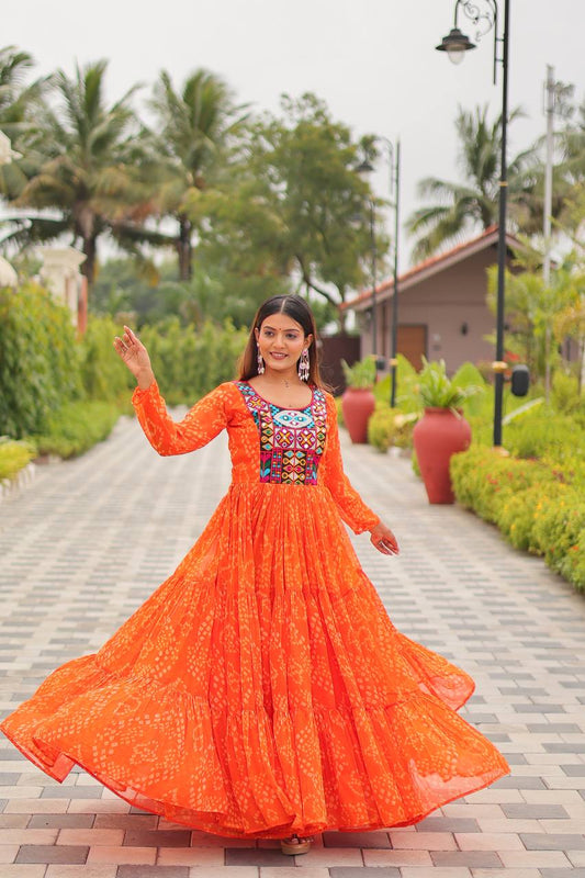 🌟 Navratri Special – Gamathi Work Gown 💃🏽✨