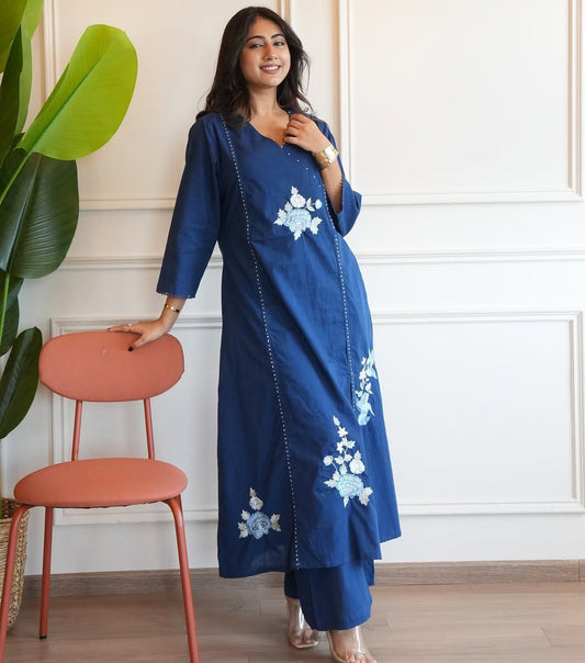 💖“Pearl Grace” – South Cotton Suit Set with Signature Moti Mala (3-Piece Ensemble)❤