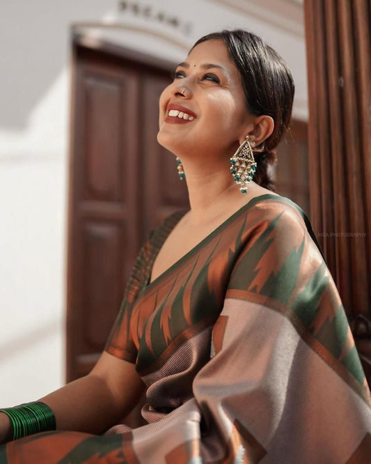 Elegant Soft Lichi Silk Saree with Jacquard Work