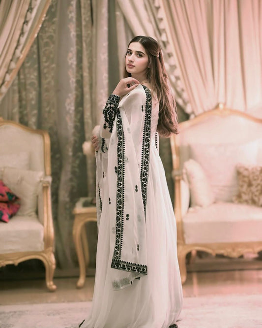Elegant Embroidered Gown with Dupatta – Full Stitched