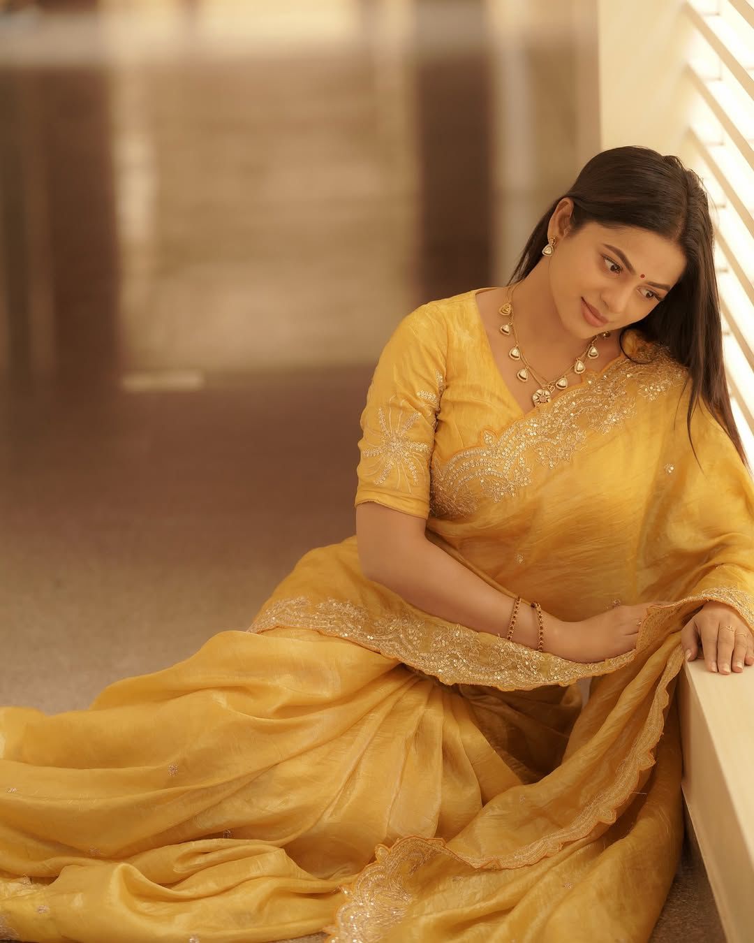 GOLDCRUSH SAREE