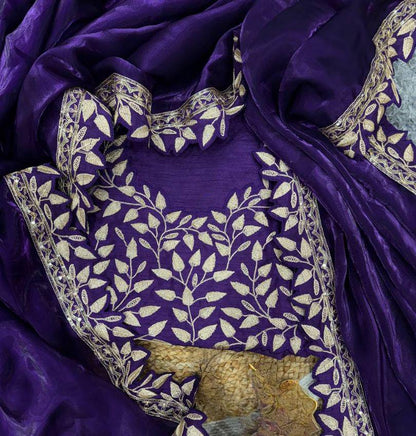 ✨Elegant Jimmy Choo Silk Saree with Designer Cutwork Border❤