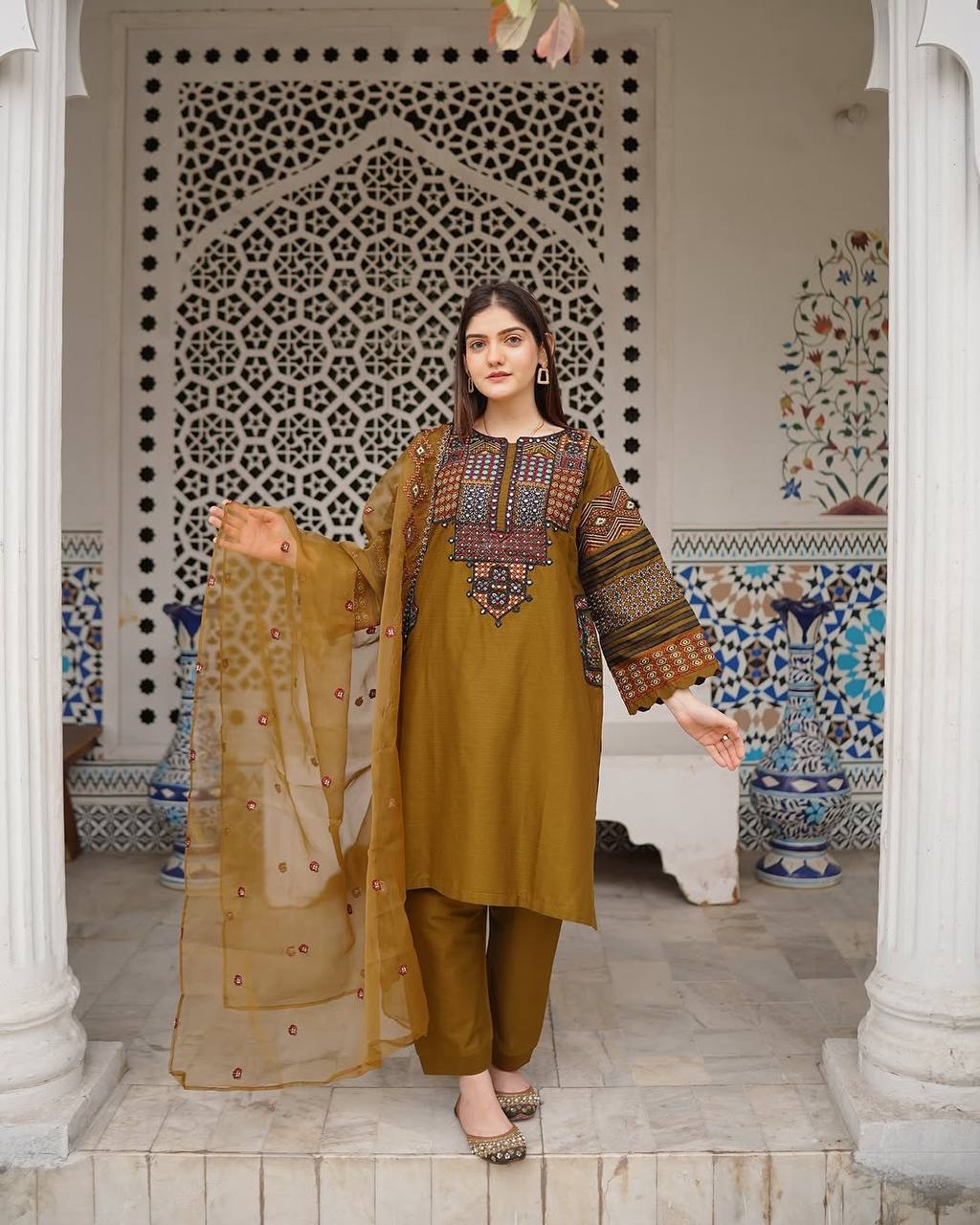 TRENDING ROMAN SILK FABRIC TOP PANT WITH DUPATTA