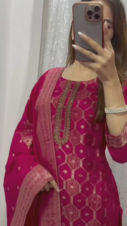 ✨Pure Banarasi Jacquard Suit Set (Top, Pant & Dupatta)💕